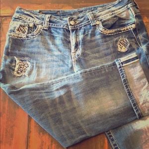 Miss Me Cropped Jeans size 32 inseam 24.5